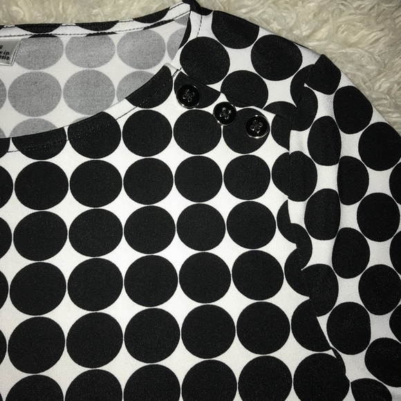Croft &Barrow 3/4 White & Black blouse size small - Picture 2 of 6